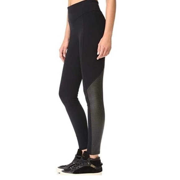 Spanx Perforated Faux Leather Panel Legging Very Black sz M - Picture 10 of 11